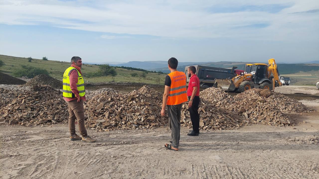 В Дагестане обновляют дорогу к смотровой площадке Сулакского каньона