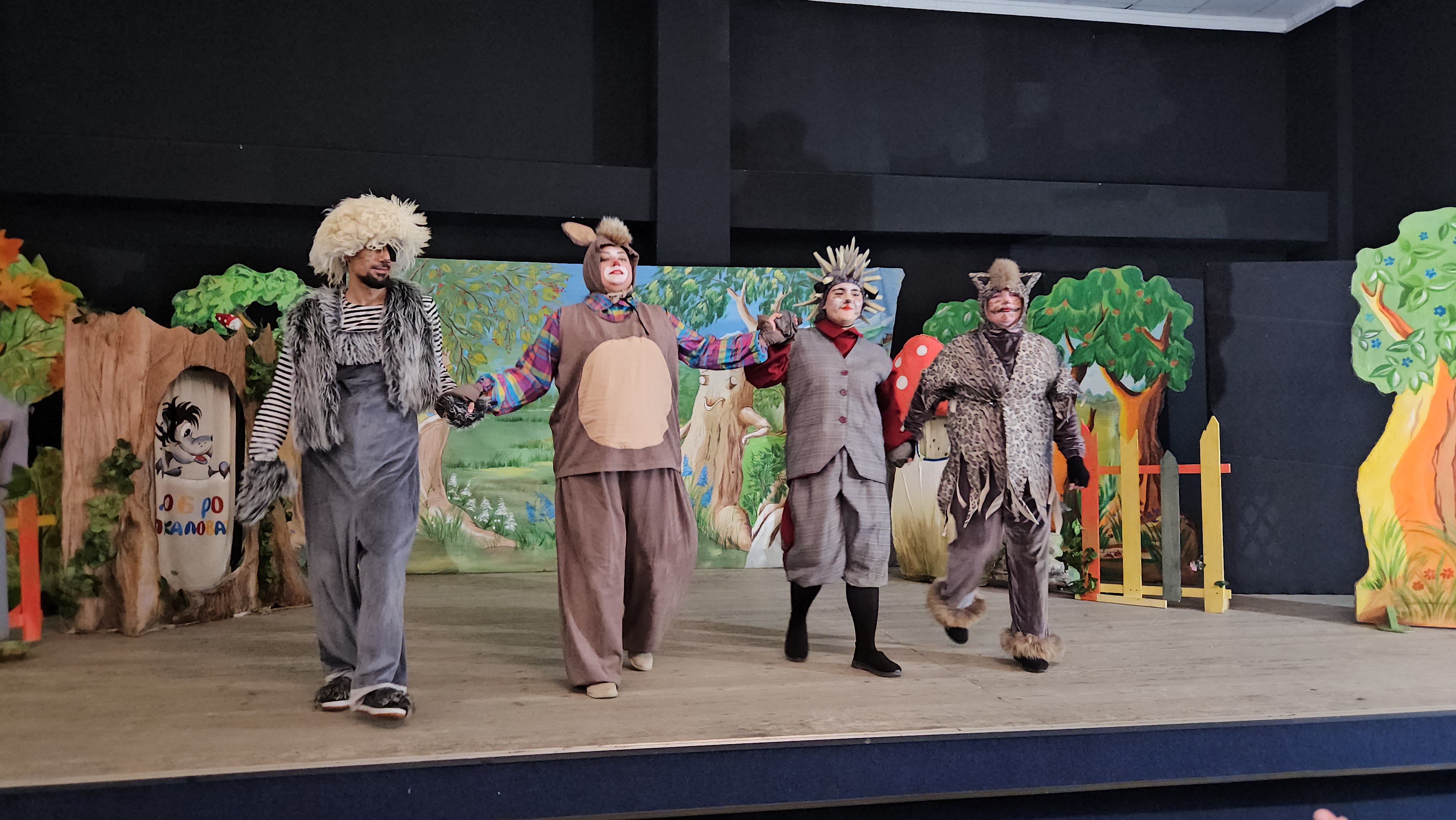 Азербайджанский драмтеатр представил патриотическую программу в рамках проекта «Культура — детям Дагестана»