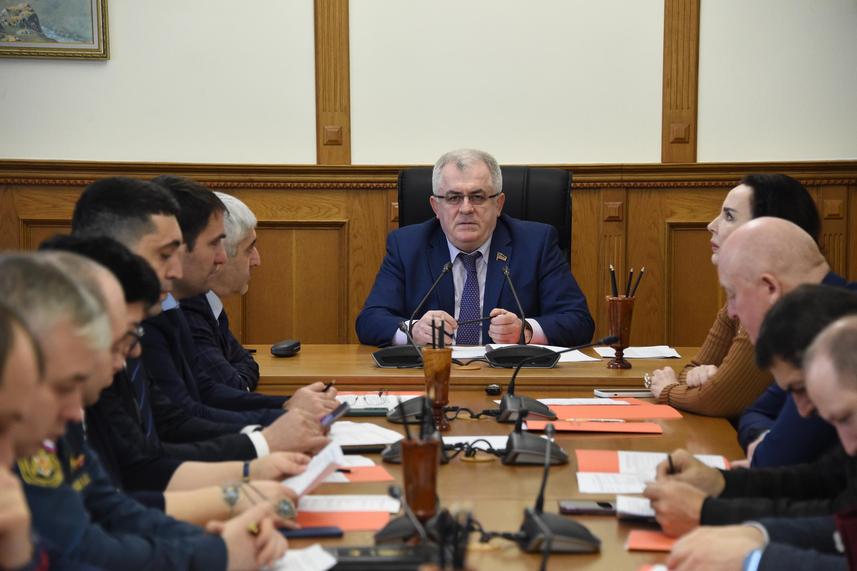 Депутаты обсудили развитие детского, молодежного и инклюзивного туризма