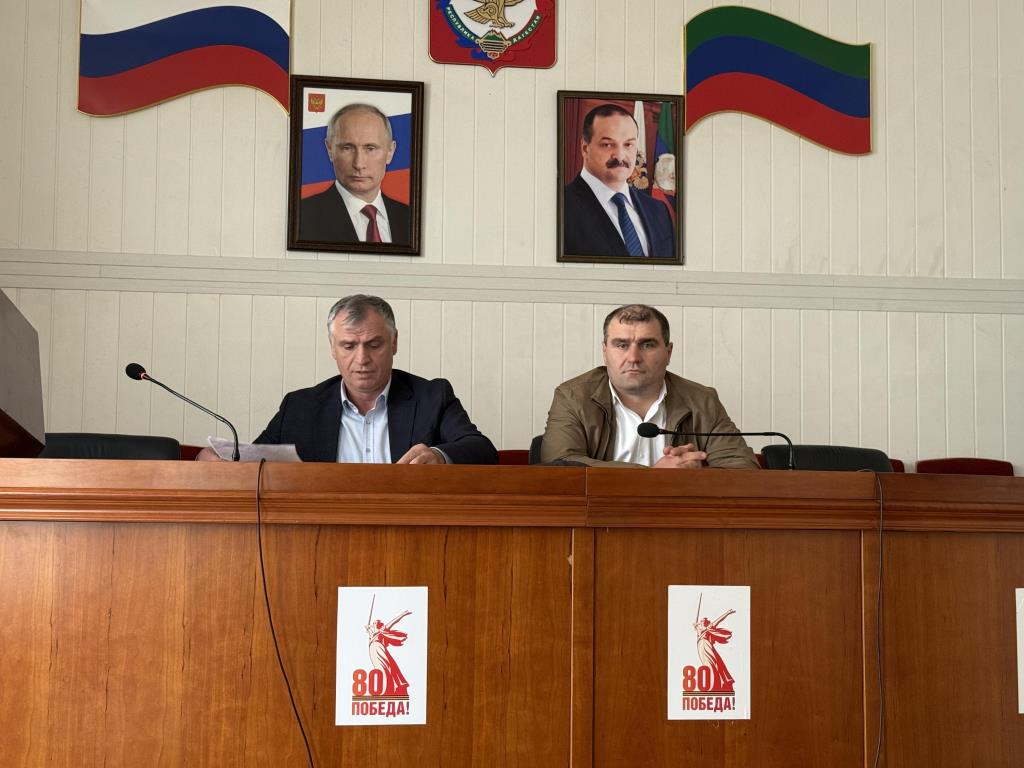 Мурад Рамазанов провел совещание по вопросам привлечения граждан к контрактной службе