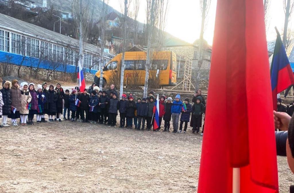 День Героев Отечества в Гунибском районе отметили патриотическими мероприятиями