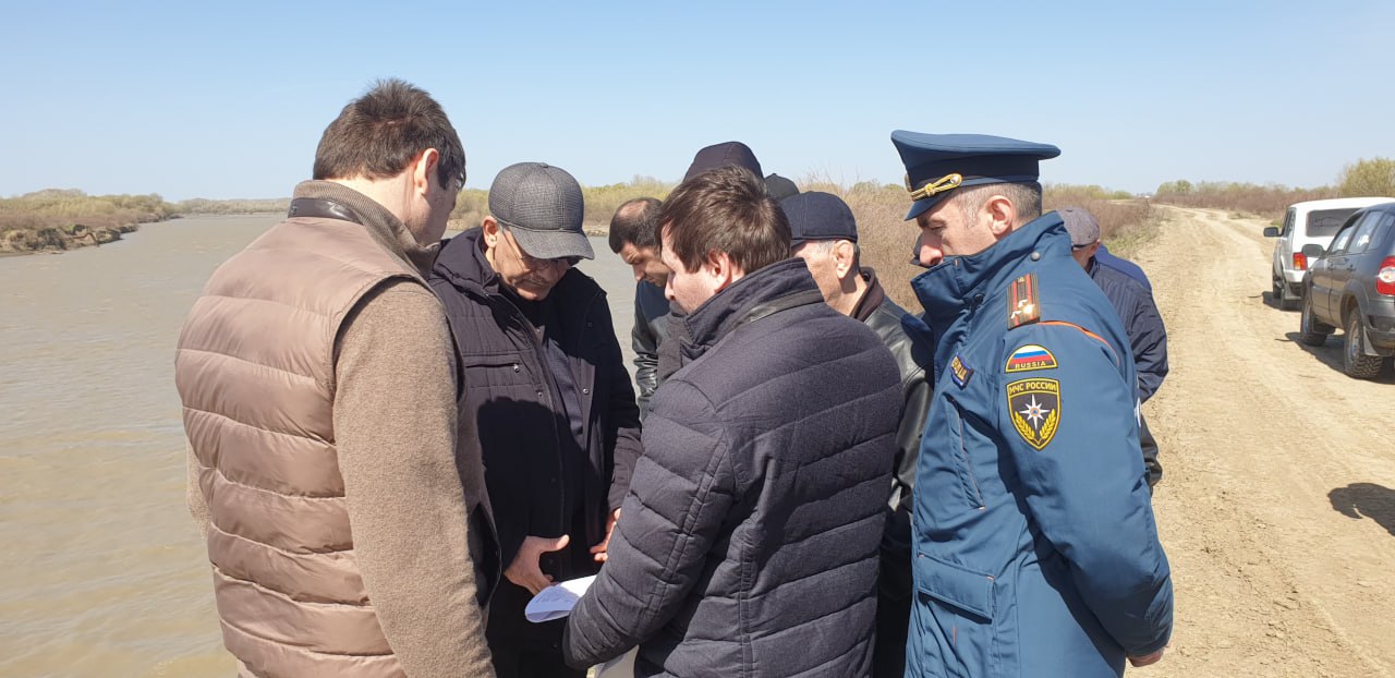 Выездная комиссия провела осмотр прорывоопасных участков реки Терек