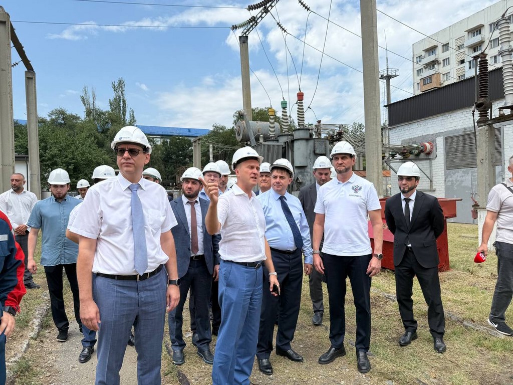 Федеральная комиссия осмотрела состояние одной из центральных подстанций Махачкалы