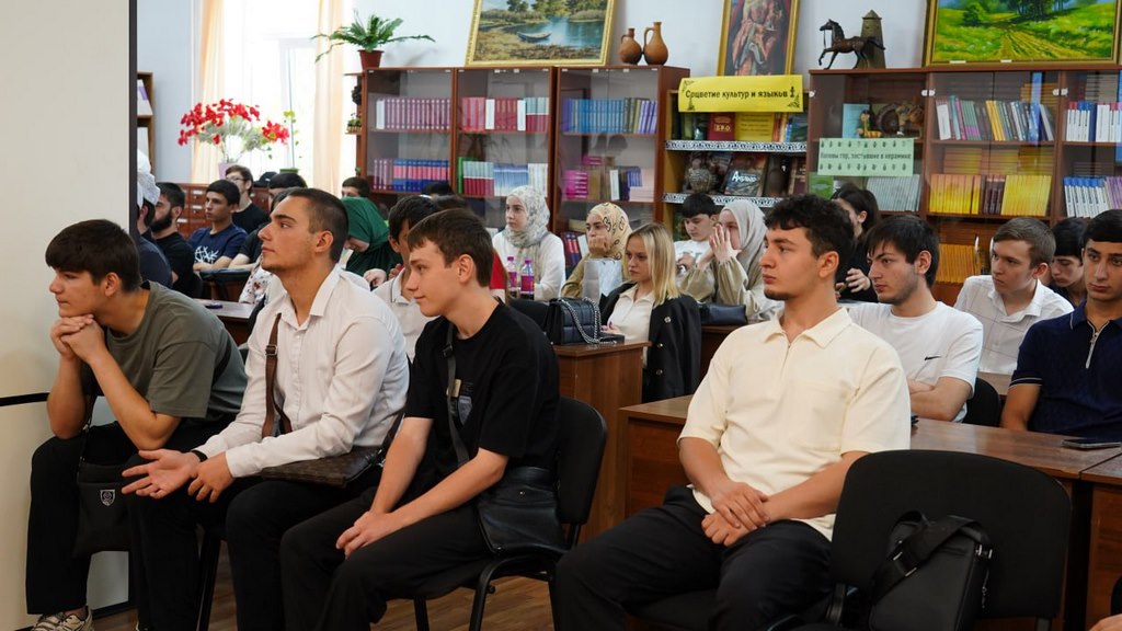 Форум по вопросам межнациональных и межконфессиональных отношений прошел в Хасавюрте