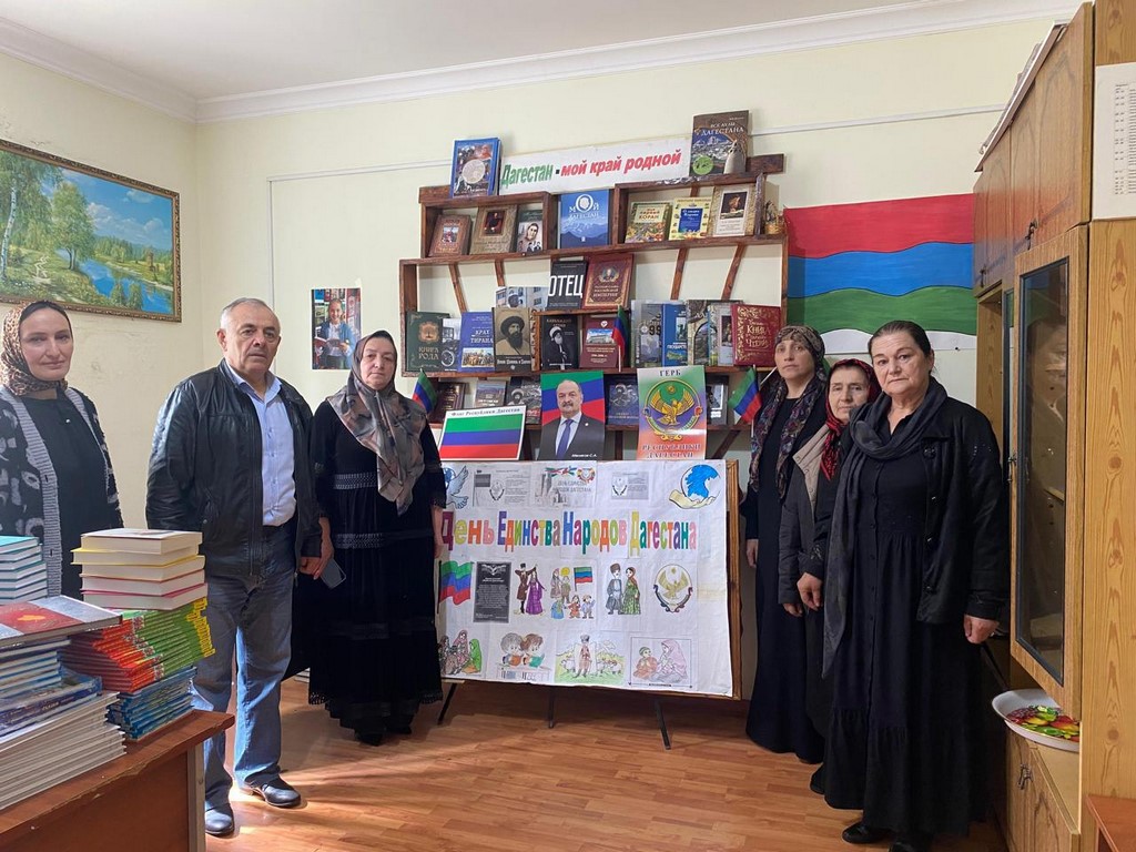 Сотрудники библиотечной системы Рутульского района приняли участие в выборах