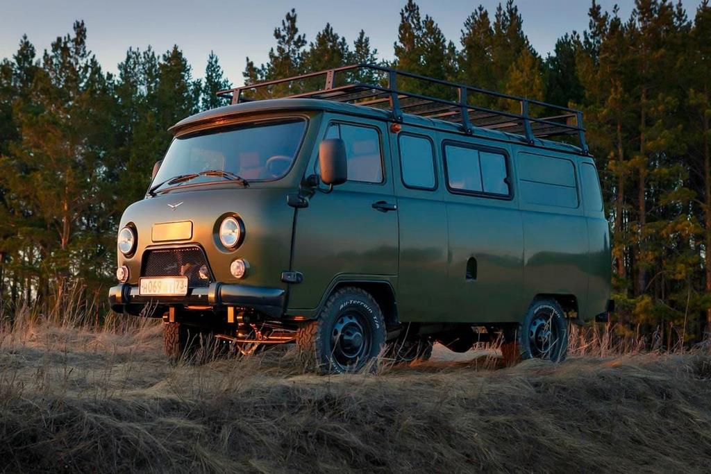 Власти Кумторкалинского района отправят автомобиль бойцам в зону СВО