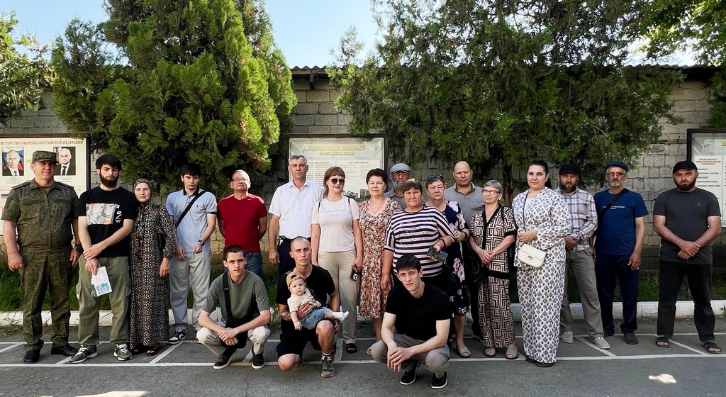 Завершающий этап отправки на срочную военную службу прошел в Кизлярском районе