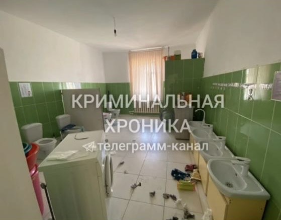 Подростки в Дагестане устроили погром в детском саду на полмиллиона рублей