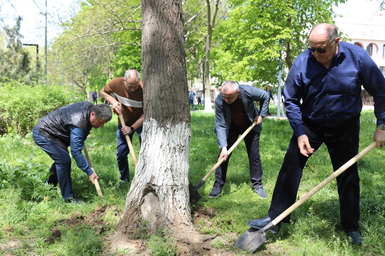 Около 80 тысяч дагестанцев приняли участие в общереспубликанском субботнике