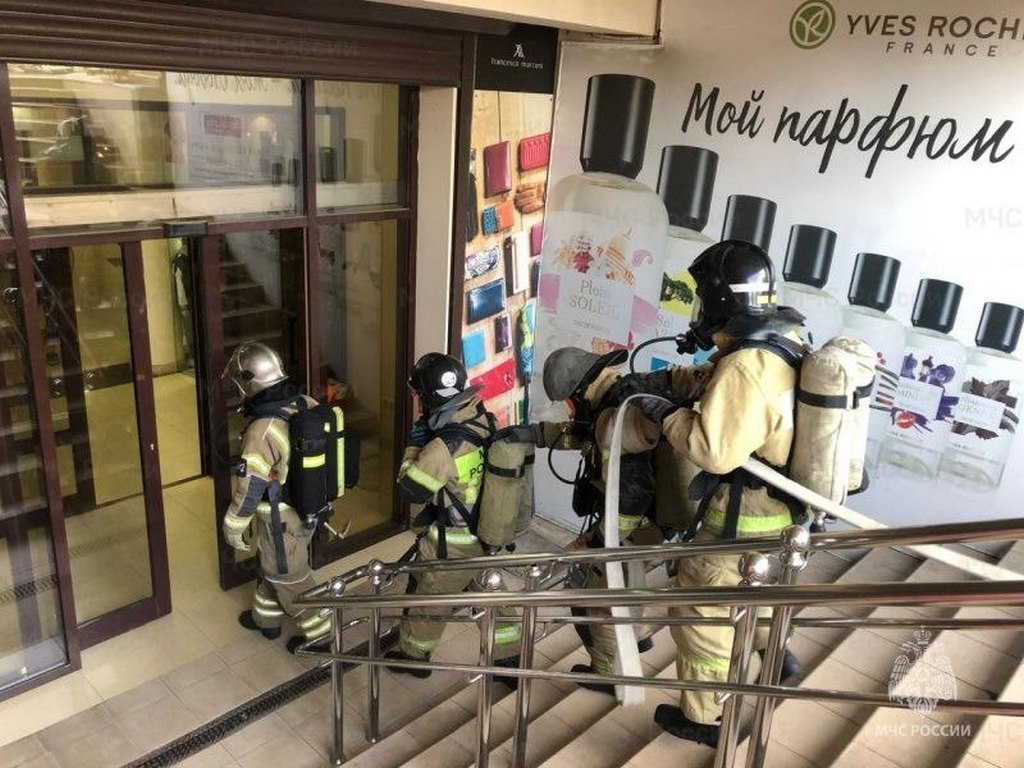 Условный пожар потушили в ТЦ «Миркато» в Махачкале