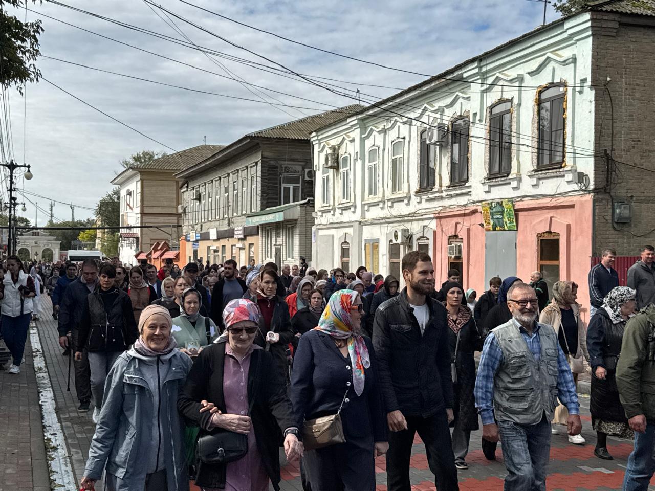 В Кизляре 10-й Крестный ход объединил более 1200 человек