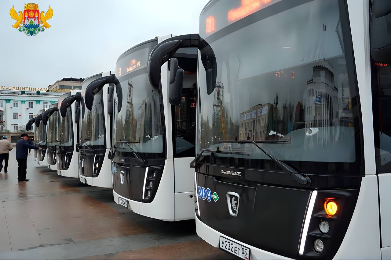 Семь маршрутов Махачкалы получат новые автобусы