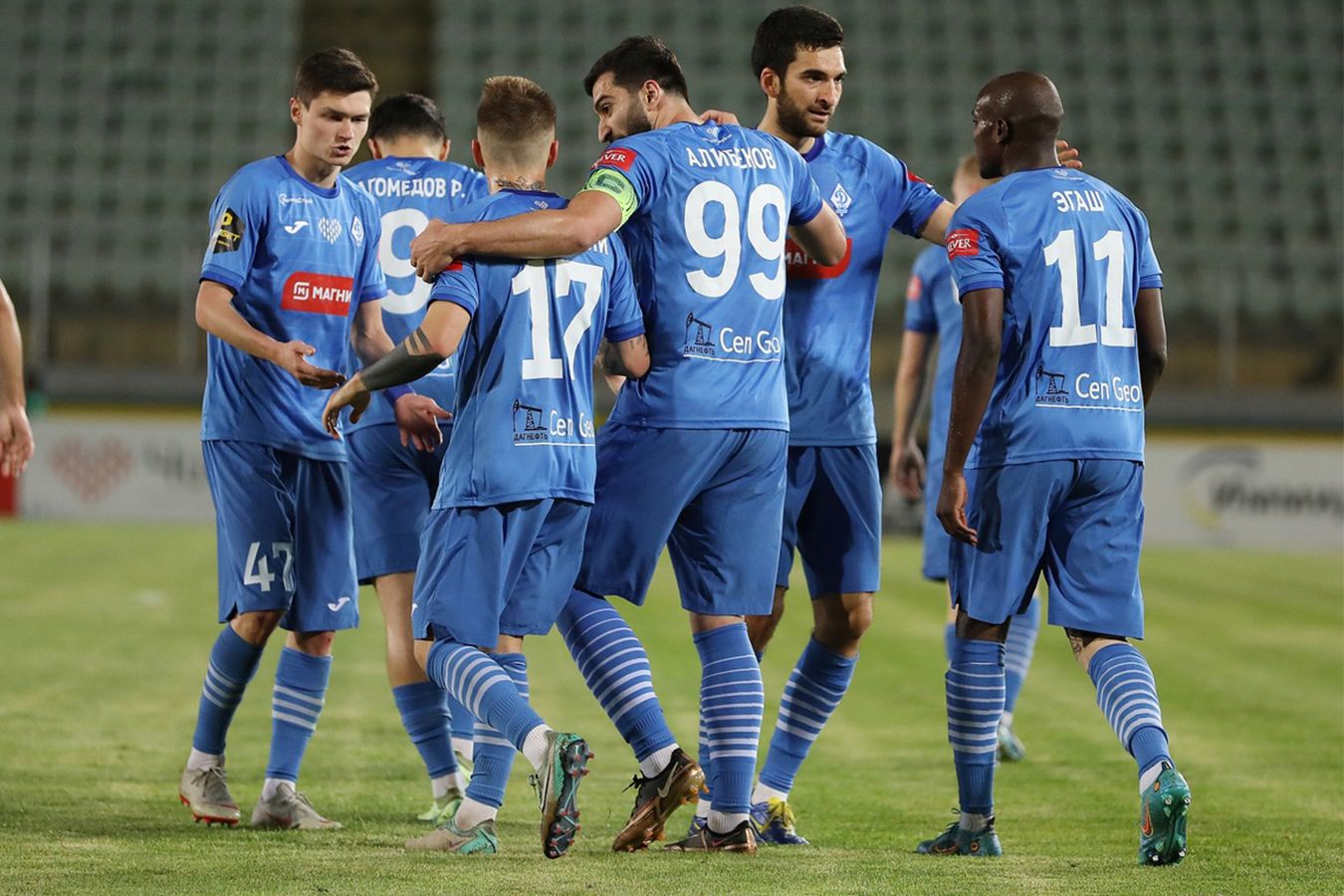 «Динамо» обыграло «Химки» и вышло в лидеры Первой лиги