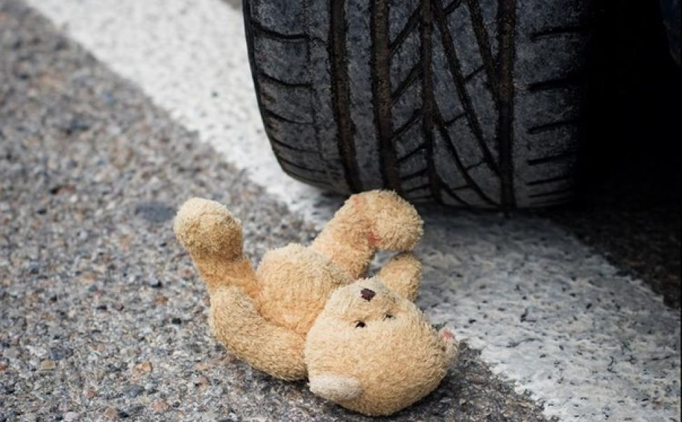 В Дагестанских Огнях водитель «Приоры» сбил женщину с ребенком