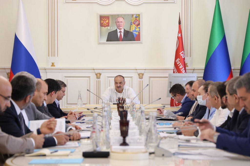 Развитие Каспийского прибрежного кластера обсудили в Дагестане