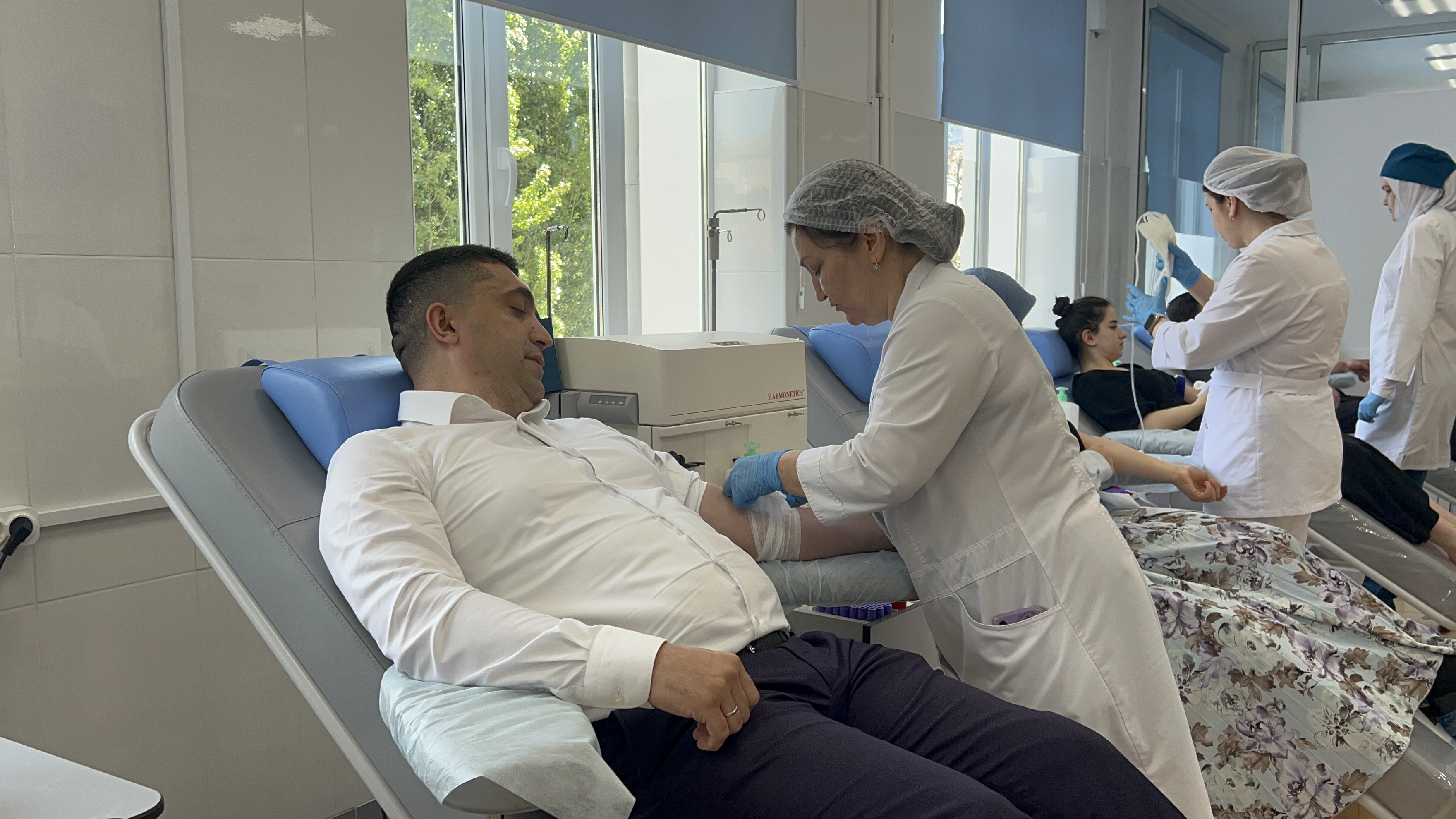 Камил Саидов принял участие в донорской акции