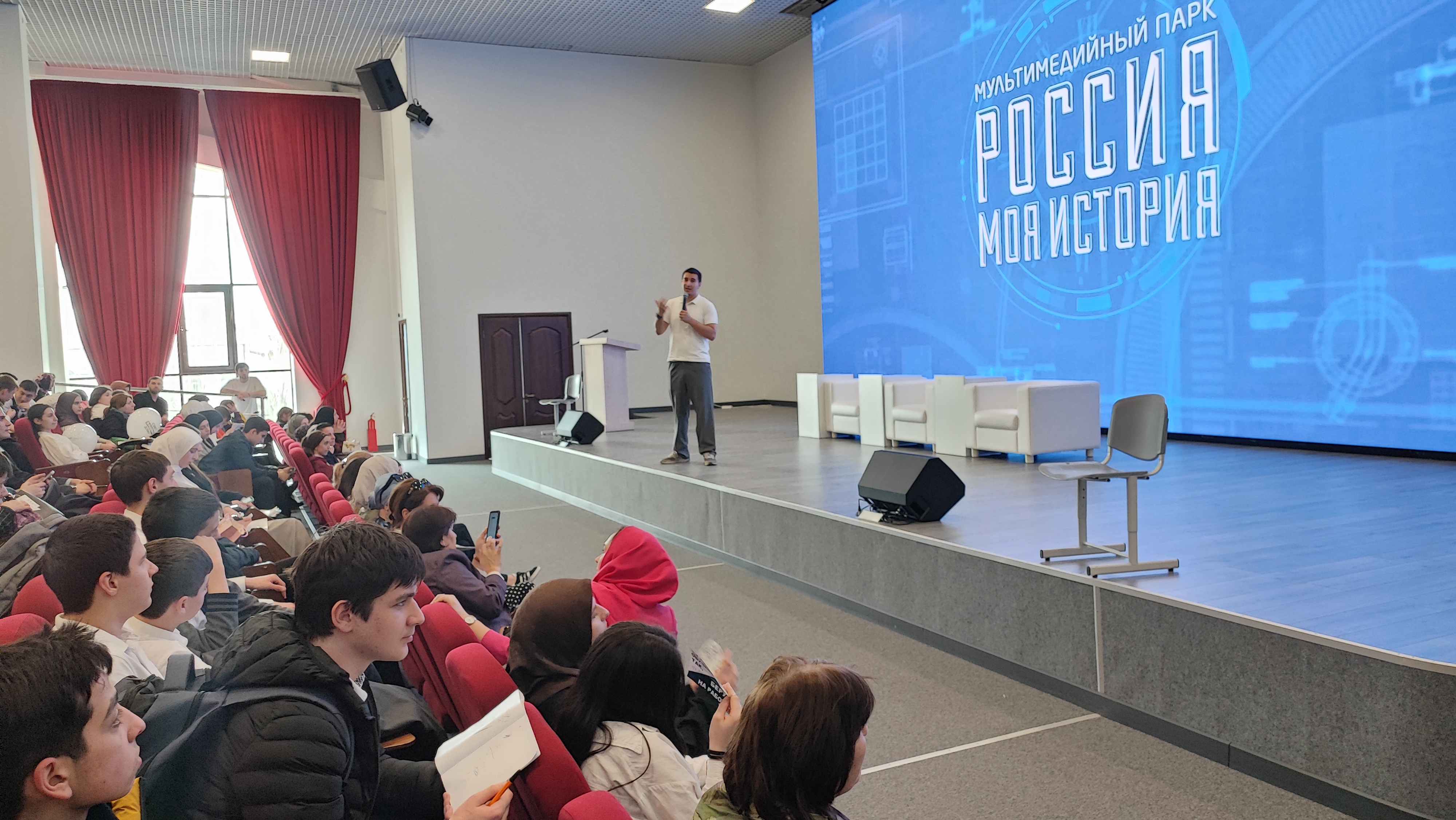 В Дагестане стартовал региональный этап Всероссийской ярмарки трудоустройства «Работа России. Время возможностей»