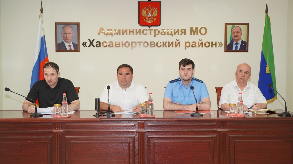 Глава Хасавюртовского района провел заседание АТК муниципалитета