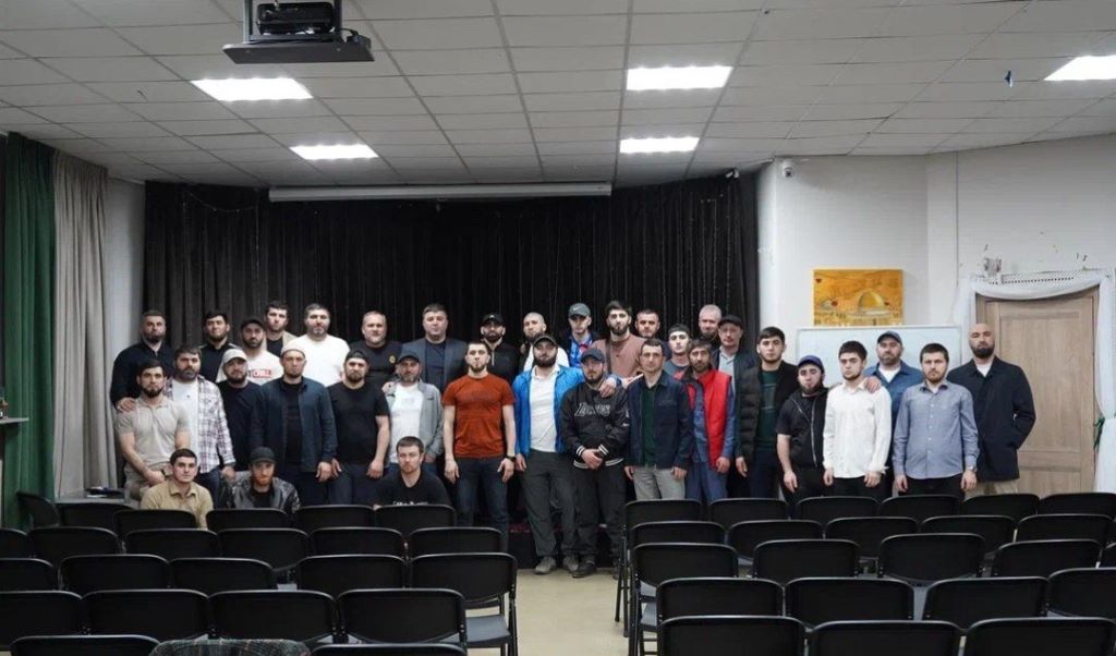 Шамиль Арадахов провел в Москве встречу с выходцами Бежтинского участка