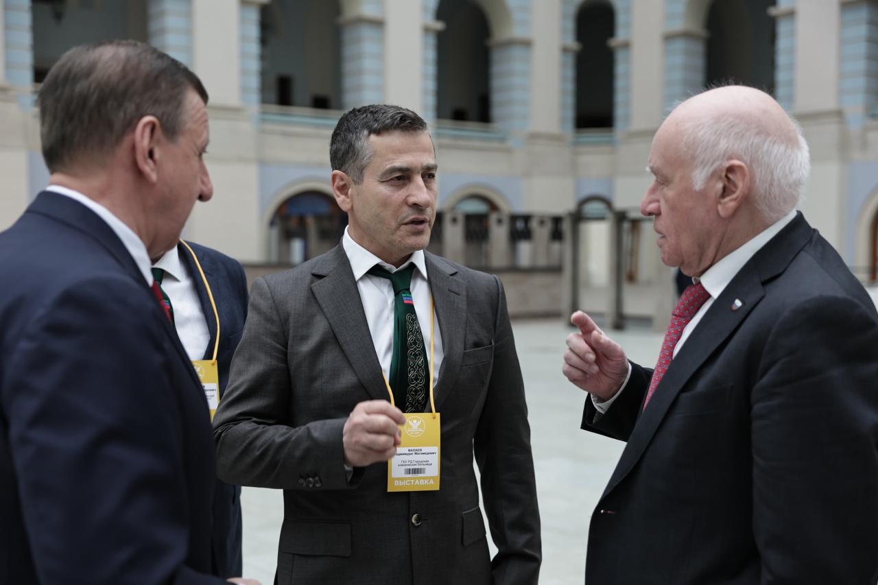 Академик Бокерия может посетить Дагестан