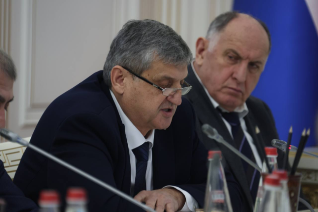 Сергей Меликoв прoвел еженедельное совещание по актуальным вопросам