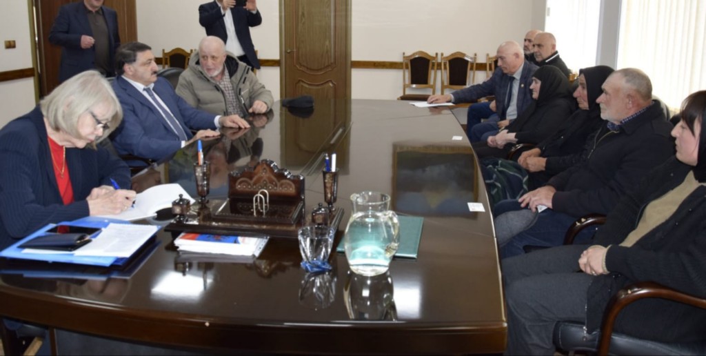 Джамаладин Гасанов встретился с матерями погибших участников СВО в Кулинском районе