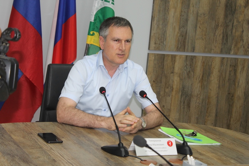 Экстренное заседание антитеррористической комиссии провели в Сулейман-Стальском районе