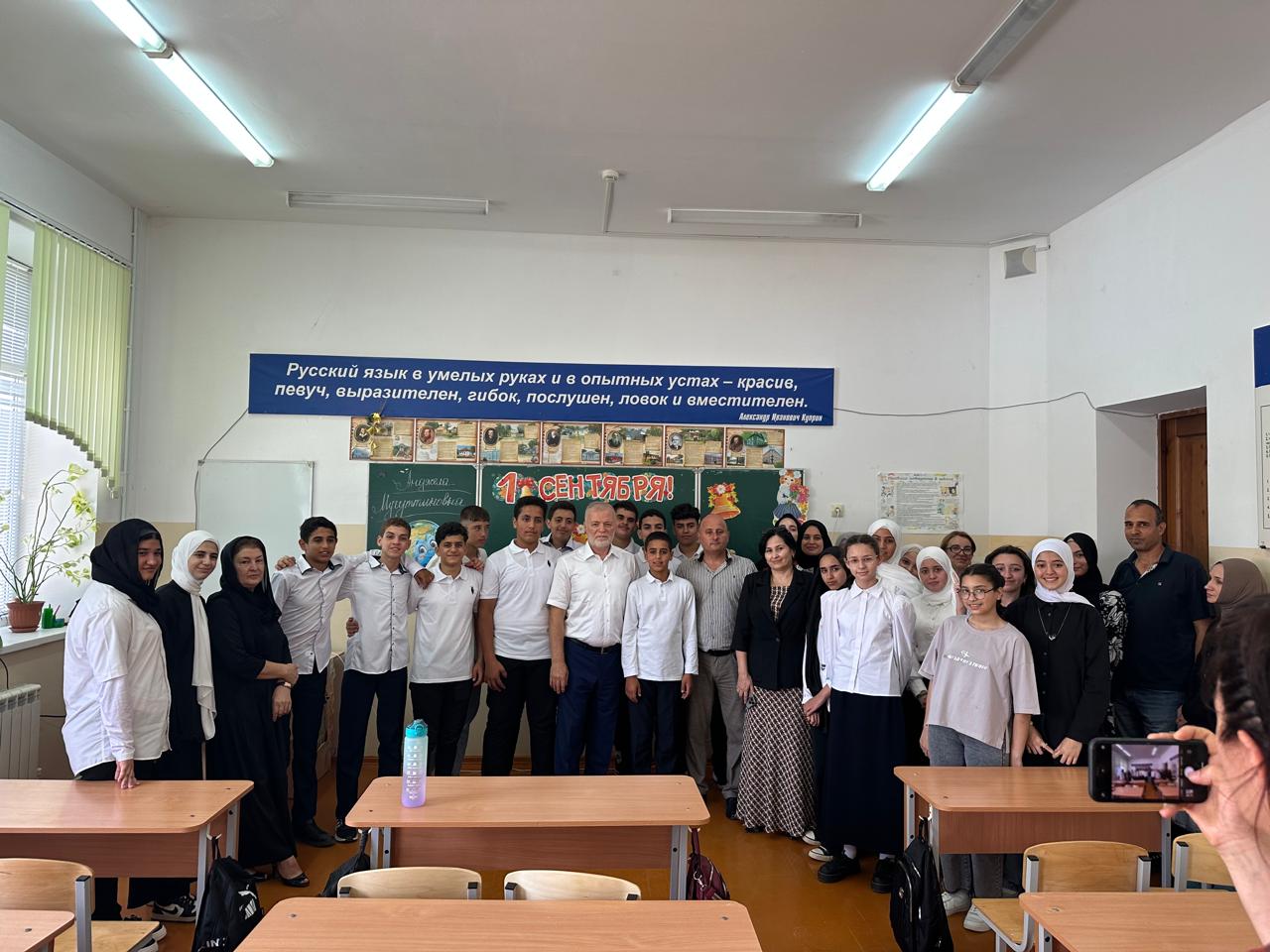 Палестинские дети проходят обучение в Гамияхской школе Новолакского района