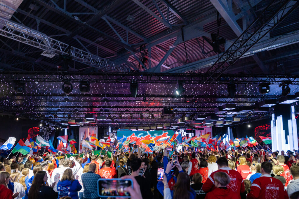 Дагестанские школьники приняли участие в съезде «Движения первых» на ВДНХ