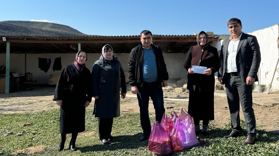 Работники Комплексного центра в Табасаранском районе оказали помощь пострадавшей от пожара