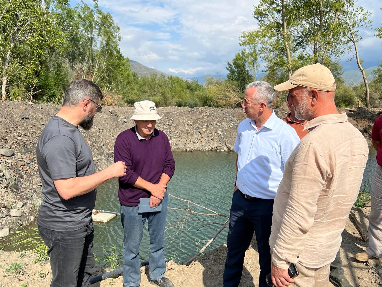 Дагмелиоводхоз обеспечит водой крупнейший высокогорный яблоневый сад Дагестана