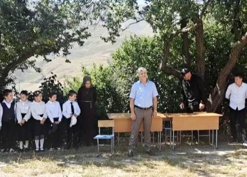 В школах Гунибского района прошли праздничные линейки в честь Дня знаний