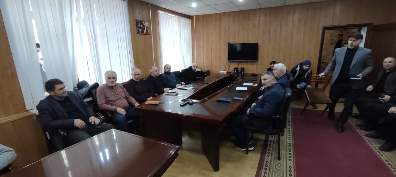 В Тляратинском районе обсудили актуальные вопросы жизнедеятельности муниципалитета