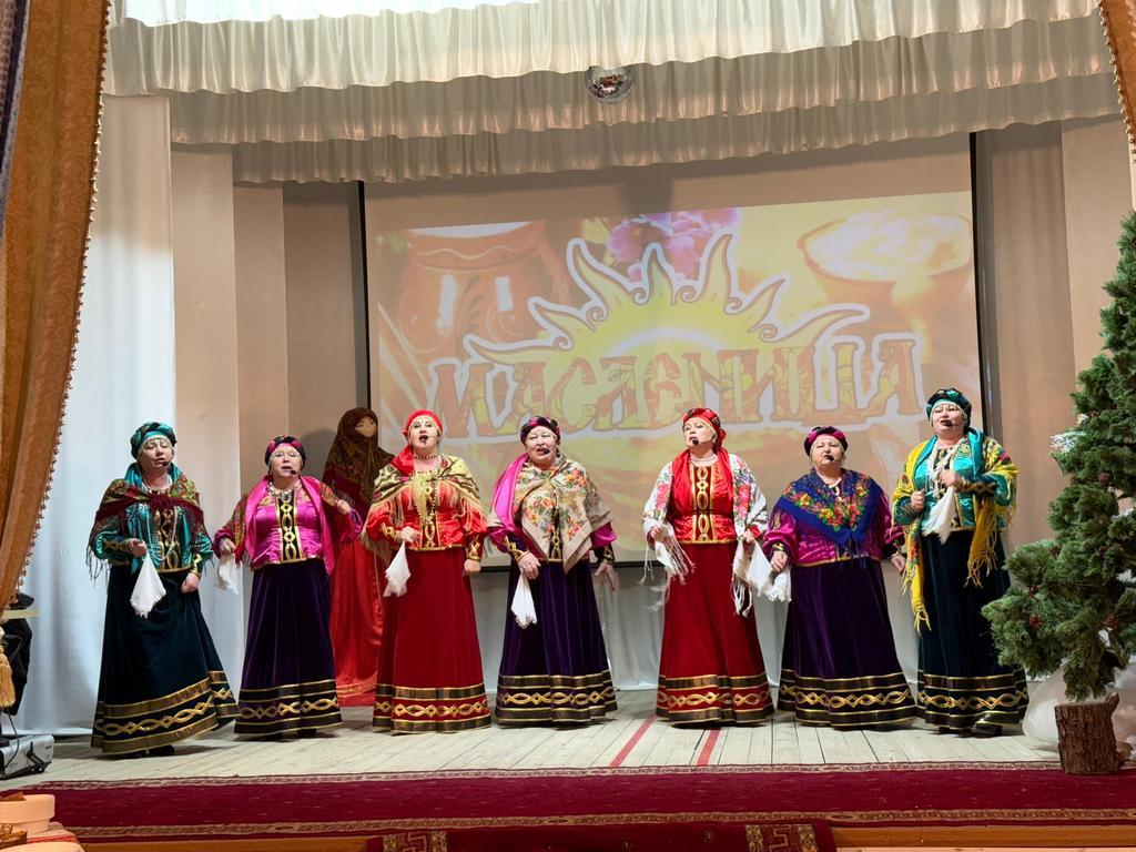 В Тарумовском районе красочно отпраздновали Масленицу