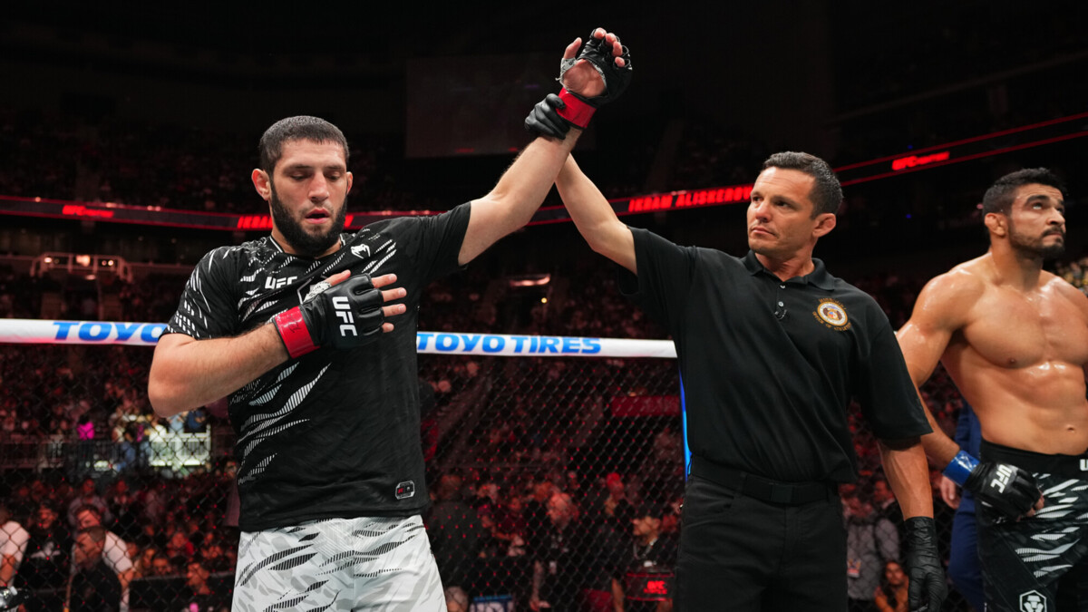 Икрам Алискеров вернулся на победную тропу, нокаутировав Андре Муниза