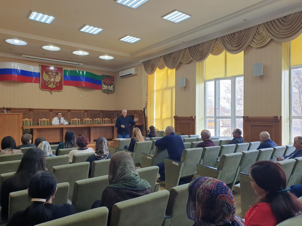 В Каякентском районе прошло отчетно-выборное профсоюзное собрание