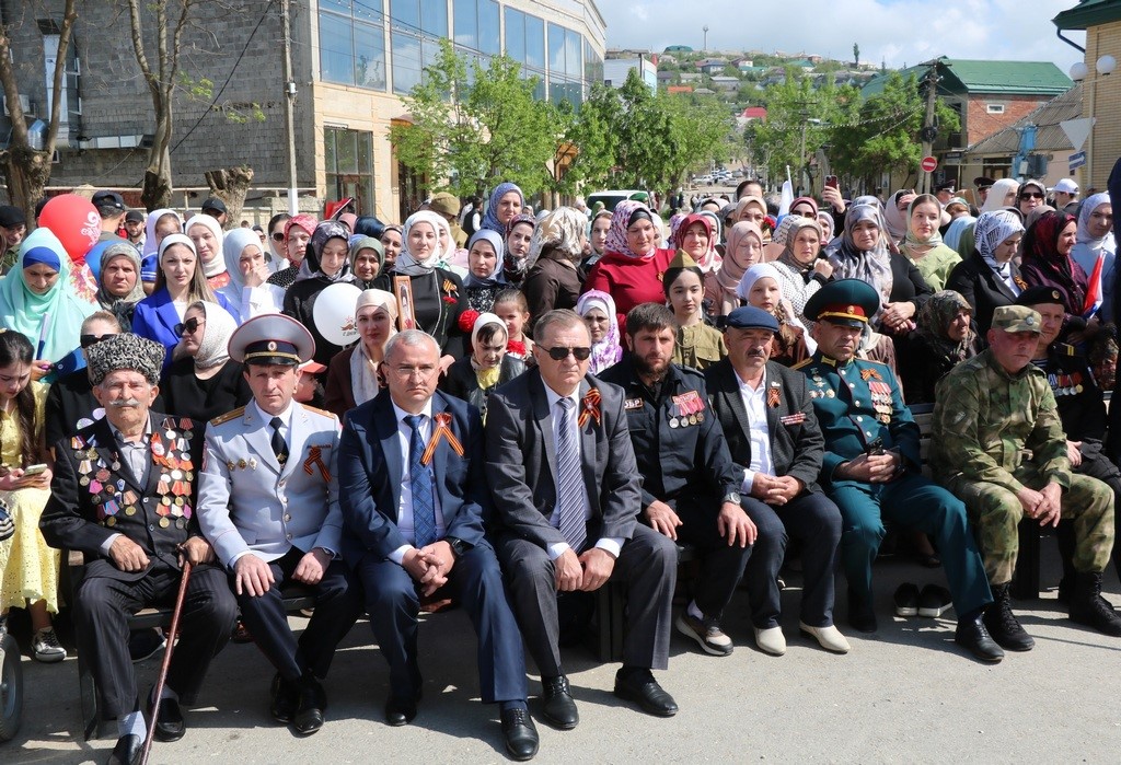 Казбековский район отметил День Победы