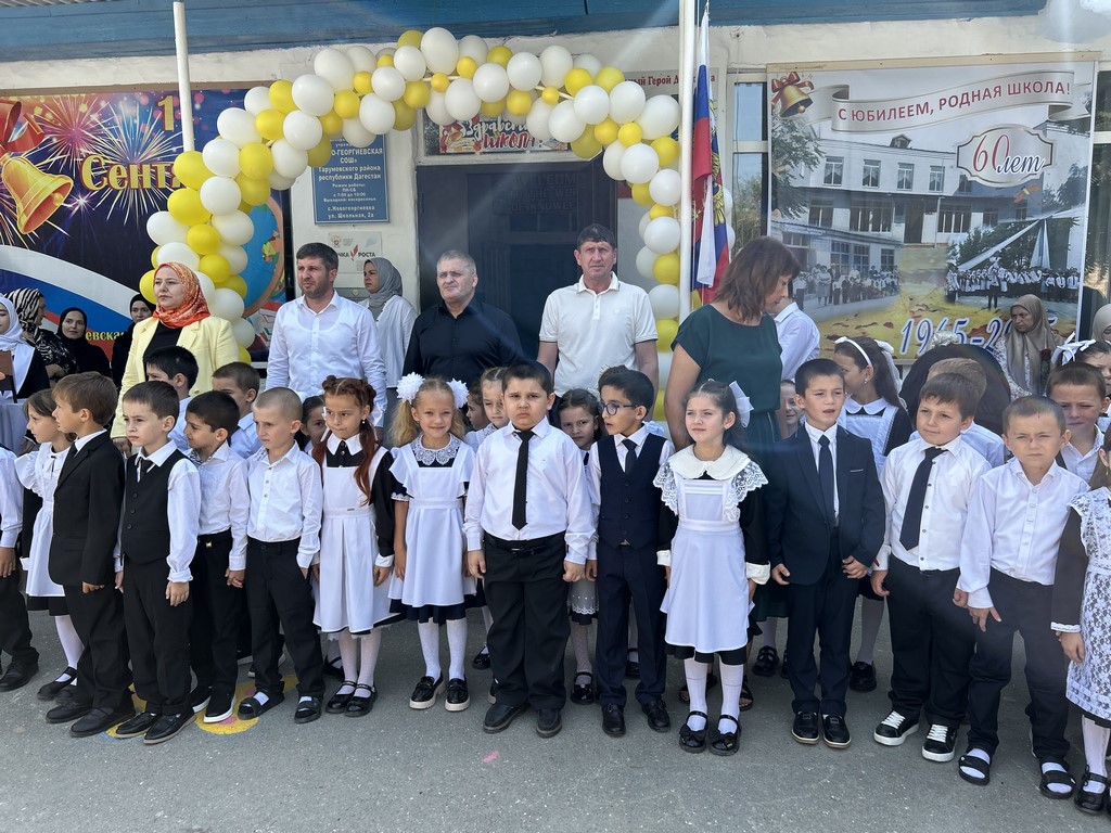 Школы Тарумовского района открыли двери для 545 первоклассников