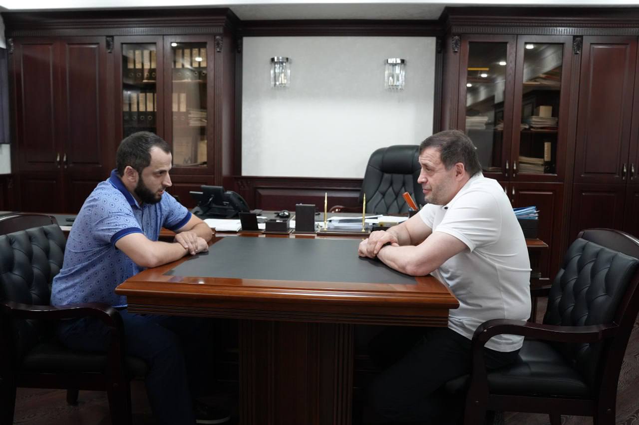 Ряды Вооруженных Сил РФ продолжают пополняться добровольцами из Хасавюрта