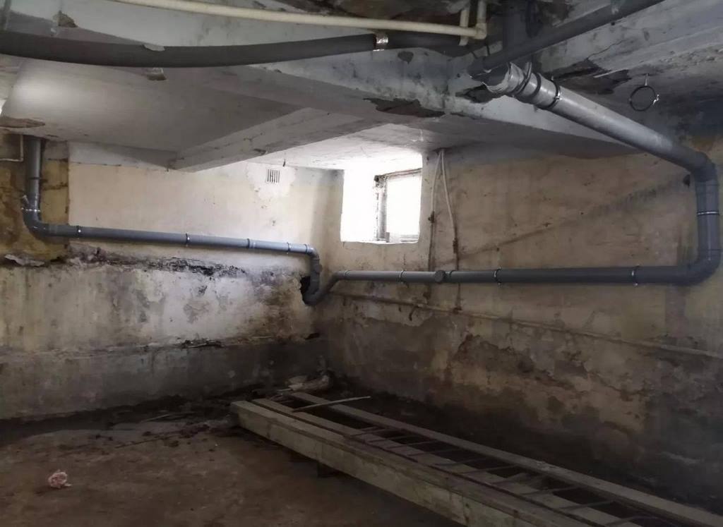 Три многоквартирных домах Хасавюрта по программе капремонта получат новые сети водоотведения