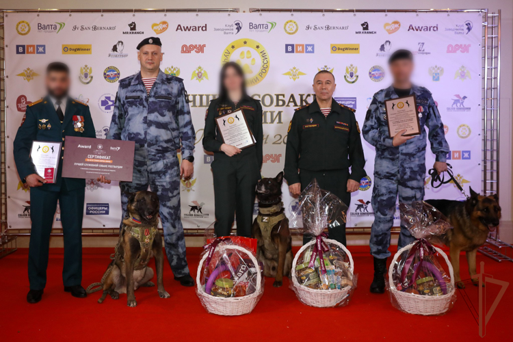 Кинолог из Дагестана со своей служебной собакой стали лауреатами всероссийской премии