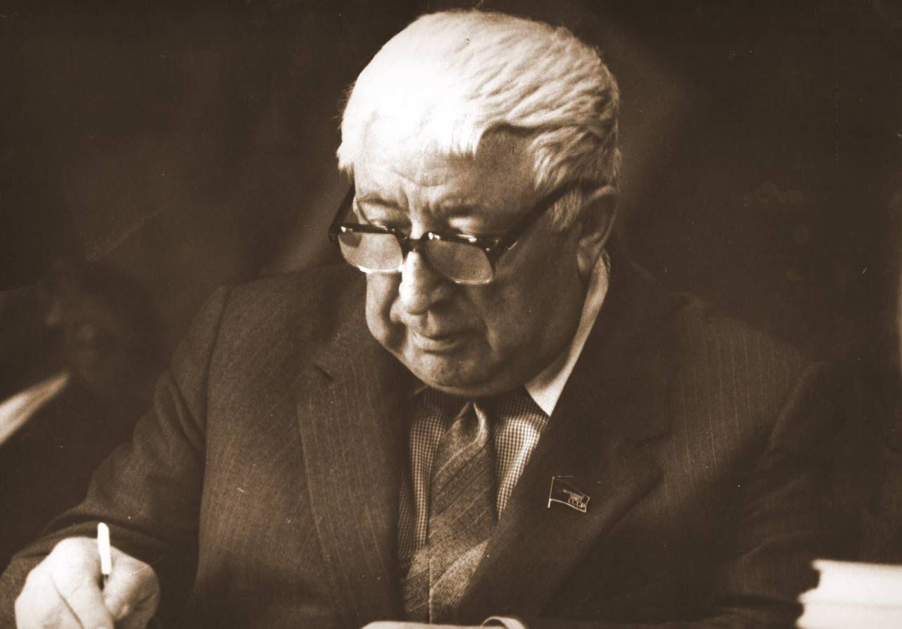 Сергей Меликов обратился к дагестанцам в связи с Днями Белых журавлей