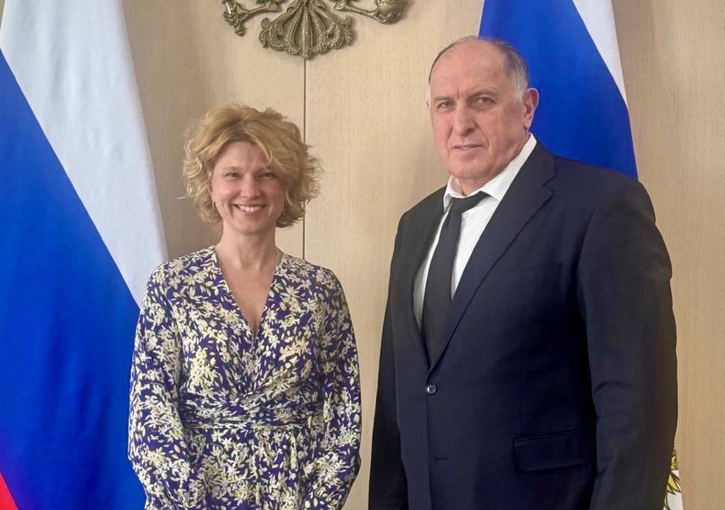 Абдулмуслим Абдулмуслимов встретился с главой Минсельхоза России Оксаной Лут