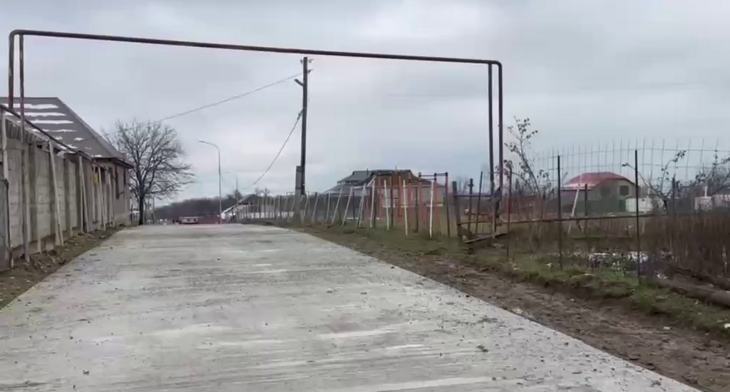 В Дагестане по проекту «Местные инициативы» обновили сельскую дорогу