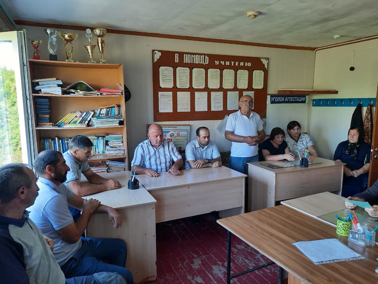 Глава Курахского района встретился с педколлективом Аладашской СОШ