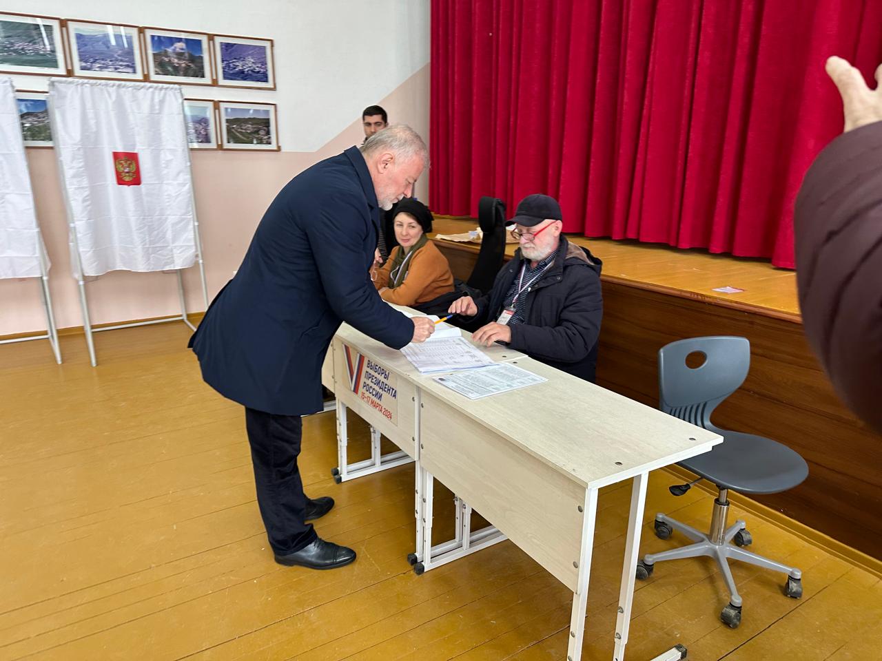 Артур Исрапилов: «Граждане голосуют, осознавая ответственность момента»