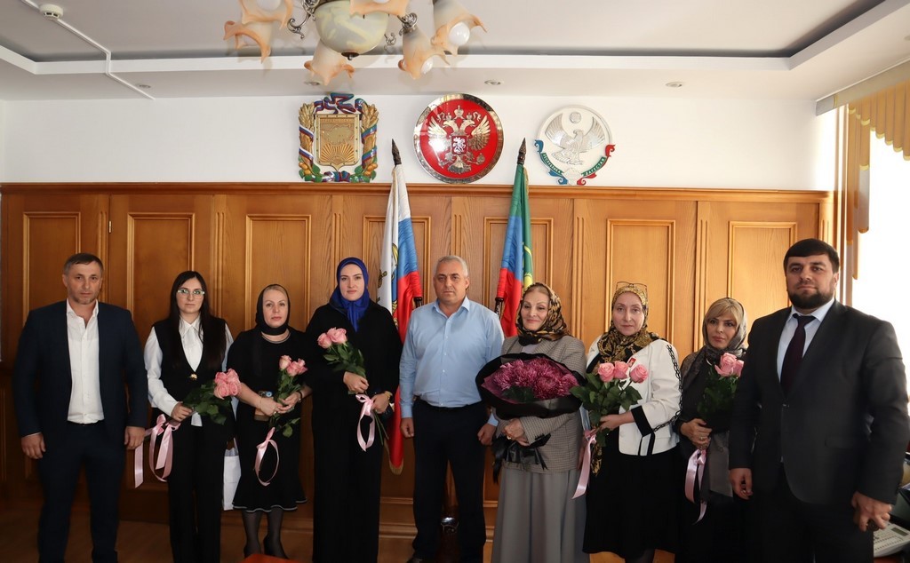 В Гергебильском районе состоялась встреча с матерью Героя России