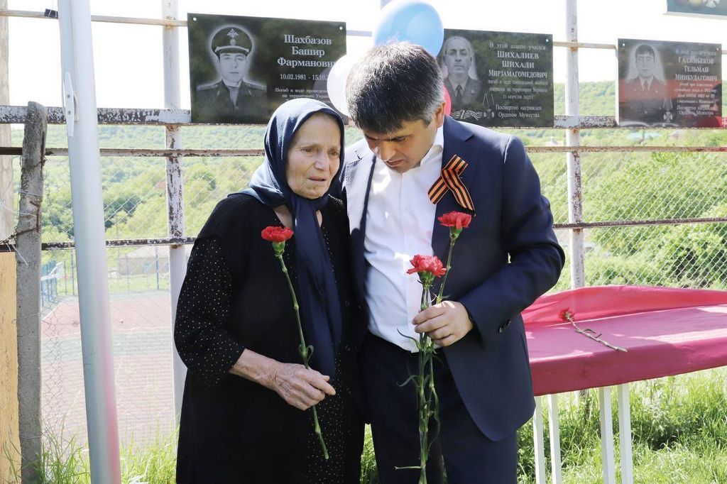 В Табасаранском районе открыли 7 мемориальных досок погибшим участникам СВО