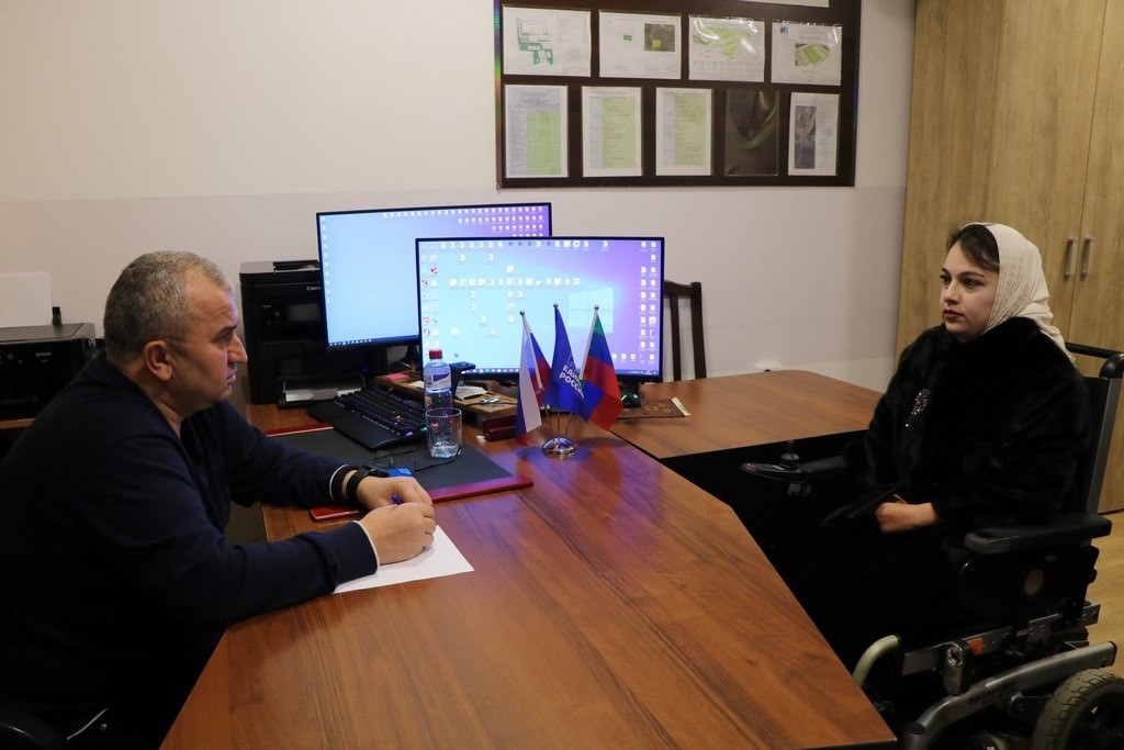 В Казбековском районе создают доступную среду для жительницы с ОВЗ