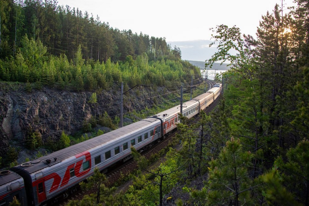 Дагестанцы стали чаще ездить на пригородных электричках